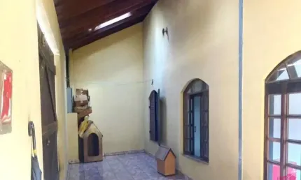 Casa com 2 quartos à venda no Parque Santo Antônio, Jacareí  por R$ 375.000