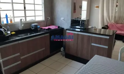 Casa com 2 quartos à venda na Cidade Salvador, Jacareí  por R$ 315.000