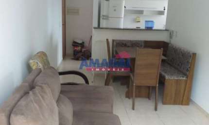 Apartamento com 2 quartos para alugar no Jardim Jacinto, Jacareí  por R$ 2.000