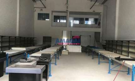 Barracão / Galpão / Depósito à venda na Cidade Nova Jacareí, Jacareí  por R$ 1.600.000
