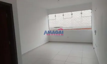 Sala comercial para alugar no Centro, Jacareí  por R$ 850