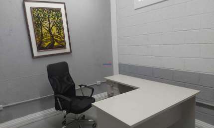 Sala comercial para alugar no Jardim América, Jacareí  por R$ 1.000