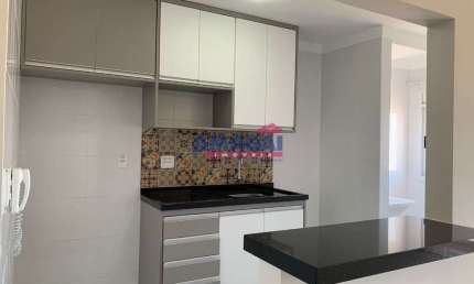 Apartamento com 3 quartos para alugar no Centro, Jacareí  por R$ 2.600