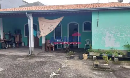 Casa com 2 quartos à venda no Jardim Nova Esperança, Jacareí  por R$ 295.000