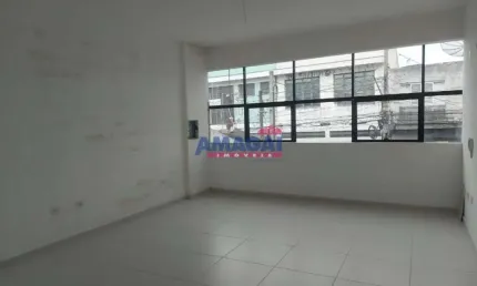 Sala comercial para alugar no Centro, Jacareí  por R$ 2.000