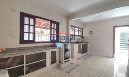 Casa com 3 quartos à venda na cidade jardim, jacareí  por r$ 365.000