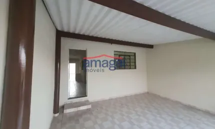 Casa com 2 quartos à venda na Cidade Salvador, Jacareí  por R$ 320.000