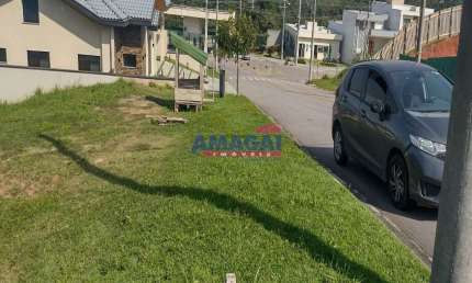 Terreno em condomínio fechado à venda no Jardim Sant\'Anna do Pedregulho, Jacareí  por R$ 530.000