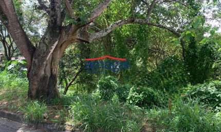 Terreno à venda no Jardim Maria Amélia, Jacareí  por R$ 170.000