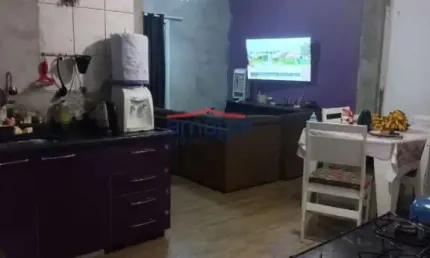 Casa com 2 quartos à venda no Bandeira Branca, Jacareí  por R$ 320.000