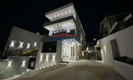 Casa com 5 quartos à venda na Vila Matilde, Campos do Jordão  por R$ 2.380.000