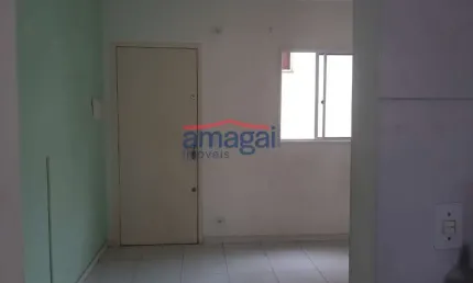 Apartamento com 2 quartos à venda no Jardim Colônia, Jacareí  por R$ 181.000