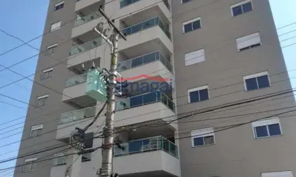 Apartamento com 3 quartos para alugar na Vila Aprazível, Jacareí  por R$ 3.000