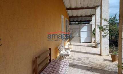 Chácara / sítio com 4 quartos à venda no Chácaras Santa Maria, Jacareí  por R$ 540.000