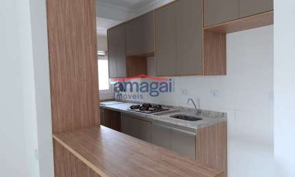 Apartamento com 3 quartos à venda no Jardim Califórnia, Jacareí  por R$ 490.000