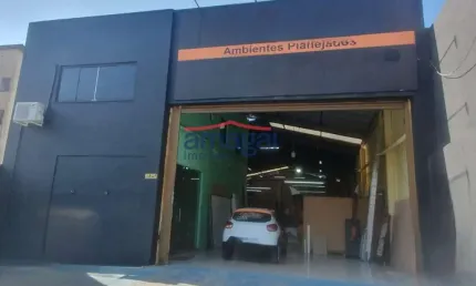 Barracão / Galpão / Depósito à venda no Residencial União, São José dos Campos  por R$ 1.900.000