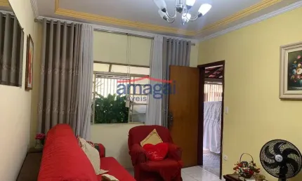 Casa com 2 quartos à venda no Jardim Paraíba, Jacareí  por R$ 325.000