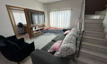 Casa em condomínio fechado com 3 quartos à venda no Jardim Crystal Park, Jacareí  por R$ 1.390.000