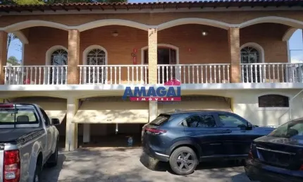 Casa com 5 quartos para alugar no Jardim América, Jacareí  por R$ 5.000