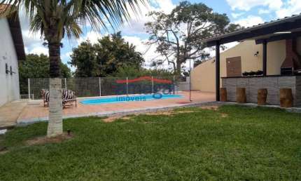 Chácara / sítio com 2 quartos para alugar no Veraneio Ijal, Jacareí  por R$ 3.800