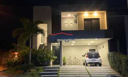 Casa em condomínio fechado com 4 quartos à venda no Condomínio Vem Viver Jacareí, Jacareí  por R$ 1.700.000