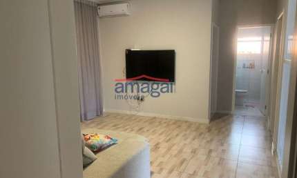 Casa em condomínio fechado com 3 quartos à venda no Condomínio Residencial Fogaça, Jacareí  por R$ 1.400.000
