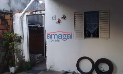 Casa com 2 quartos à venda no Jardim Emília, Jacareí  por R$ 250.000