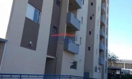 Apartamento com 3 quartos para alugar no Santa Cruz dos Lázaros, Jacareí  por R$ 2.300