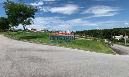 Terreno à venda no Parque Residencial Jequitibá, Jacareí  por R$ 589.000