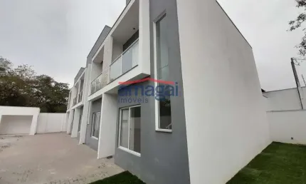 Casa em condomínio fechado com 2 quartos à venda na Cidade Jardim, Jacareí  por R$ 371.000