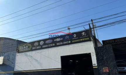 Barracão / Galpão / Depósito à venda no Parque Itamarati, Jacareí  por R$ 750.000