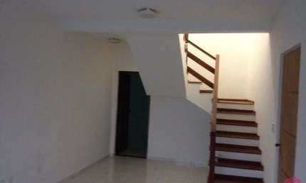 Casa com 3 quartos para alugar no Campos de São José, São José dos Campos  por R$ 2.300