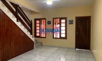 Casa com 3 quartos à venda no Jardim Flórida, Jacareí  por R$ 430.000