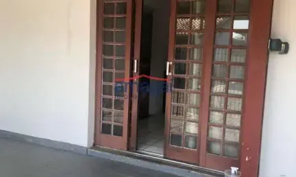 Casa com 2 quartos à venda no conjunto habitacional marinho, jacareí  por r$ 300.000