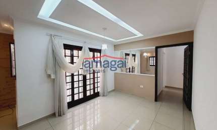 Casa com 3 quartos à venda no Jardim Siesta, Jacareí  por R$ 795.000
