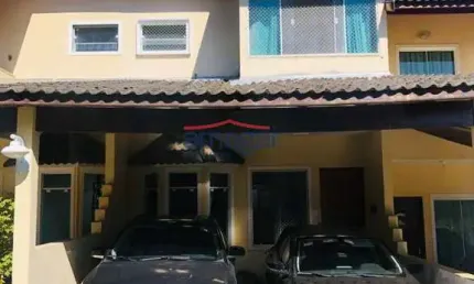 Casa em condomínio fechado com 3 quartos à venda no Parque Santo Antônio, Jacareí  por R$ 655.000