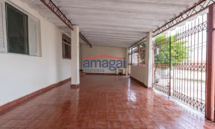 Casa com 3 quartos à venda no Jardim das Indústrias, Jacareí  por R$ 425.000
