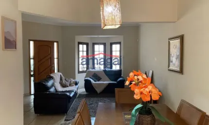 Casa com 3 quartos à venda no Jardim Altos de Santana I, Jacareí  por R$ 530.000