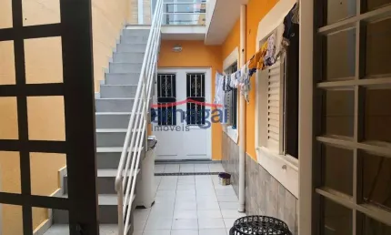 Casa com 3 quartos à venda no Centro, Jacareí  por R$ 600.000
