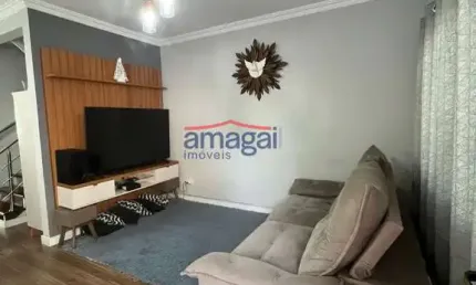 Casa em condomínio fechado com 3 quartos à venda no Jardim das Indústrias, Jacareí  por R$ 570.000