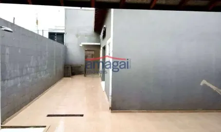 Casa com 2 quartos à venda no Residencial Parque dos Sinos, Jacareí  por R$ 425.000