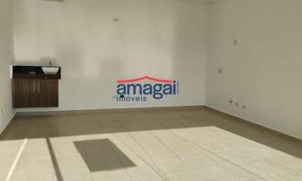 Sala comercial à venda no Jardim Califórnia, Jacareí  por R$ 150.000
