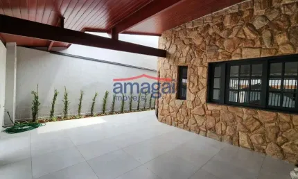 Casa com 3 quartos à venda no jardim altos de santana ii, jacareí  por r$ 750.000