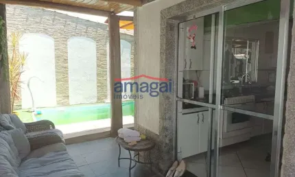 Casa com 2 quartos à venda no parque meia lua, jacareí  por r$ 530.000