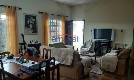Casa com 3 quartos à venda no Jardim Nova Esperança, Jacareí  por R$ 460.000
