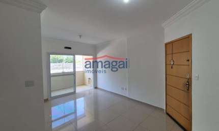 Apartamento com 3 quartos para alugar no Centro, Jacareí  por R$ 2.700