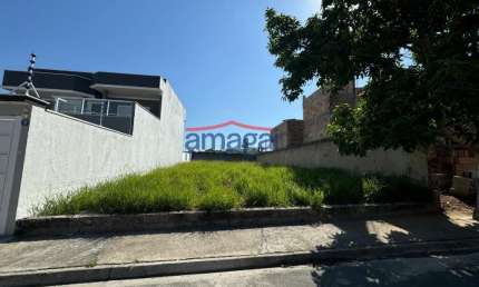 Terreno à venda no Loteamento Villa Branca, Jacareí 
