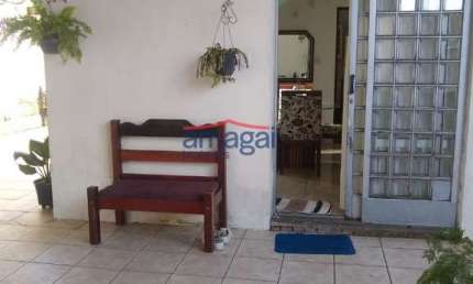 Casa com 4 quartos à venda no Jardim Maria Amélia, Jacareí  por R$ 390.000