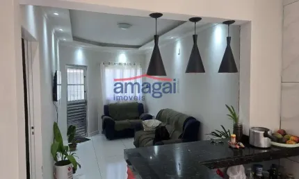 Casa com 2 quartos à venda no Parque dos Príncipes, Jacareí  por R$ 310.000