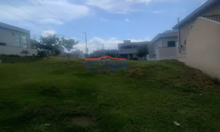 Terreno à venda no Condomínio Residencial Fogaça, Jacareí  por R$ 410.000